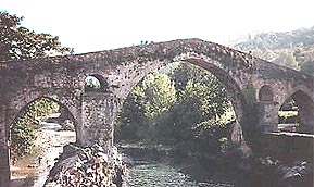 ponte romana sobre o rio Sella